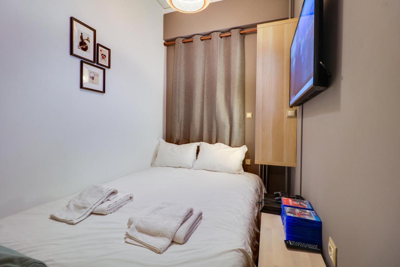 Angels Apartment Атина Екстериор снимка